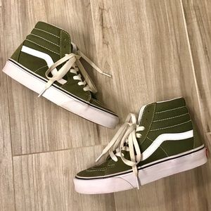 Olive Green Hi / High Top Vans